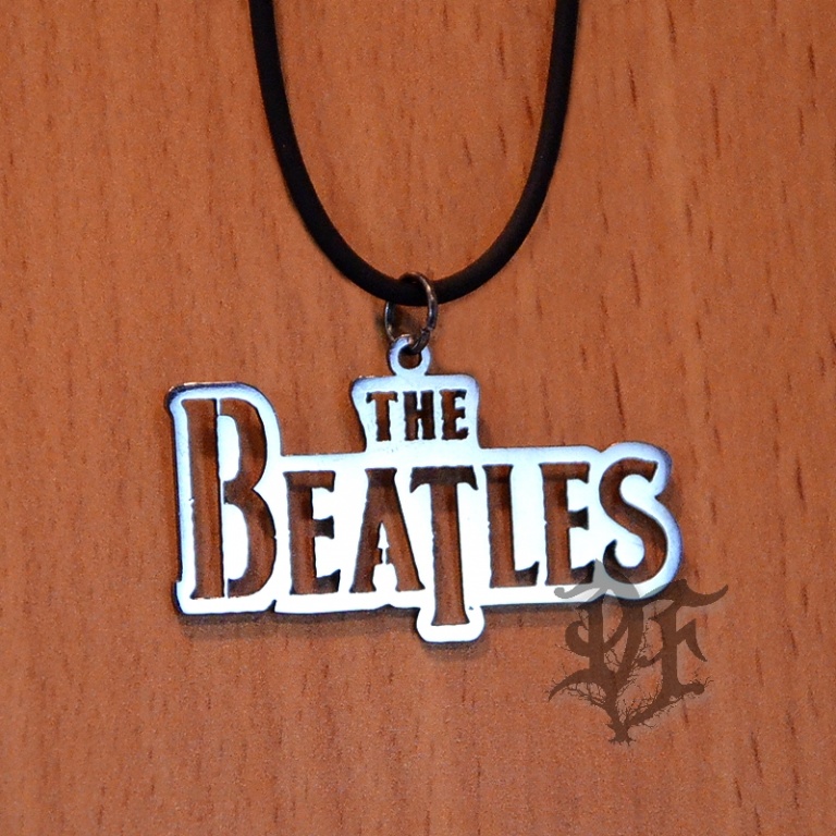 картинка Кулон с группой Beatles от магазина Darkforest