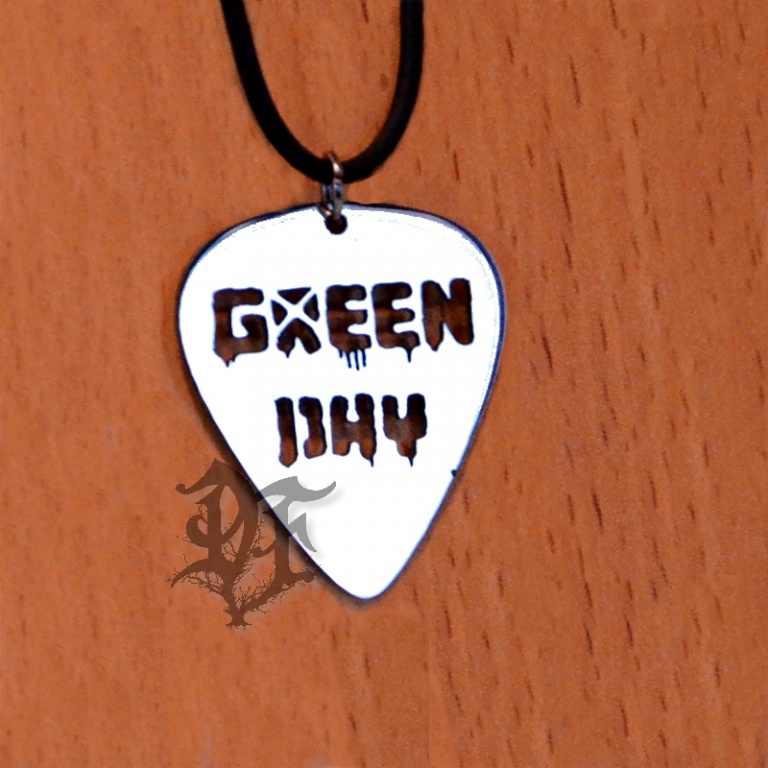картинка Кулон с группой Green day от магазина Darkforest