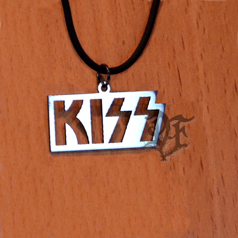 картинка Кулон с группой Kiss от магазина Darkforest