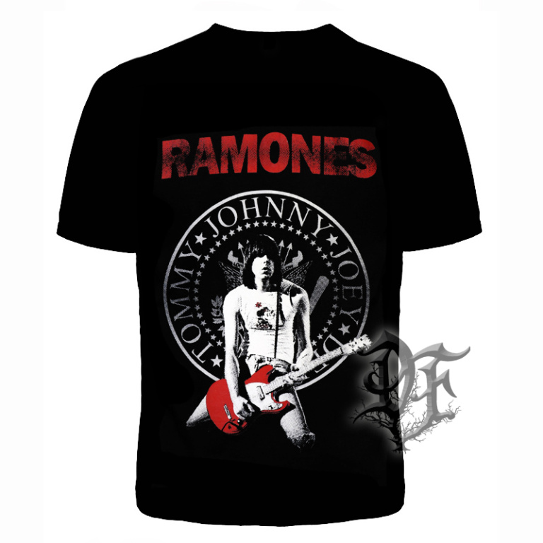картинка Футболка Ramones солист от магазина Darkforest