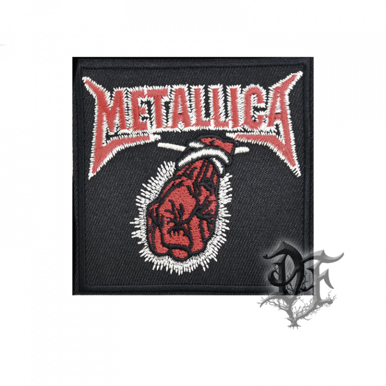 Нашивка Metallica кулак