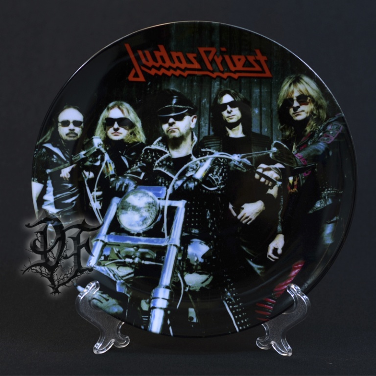 Тарелка Judas Priest группа