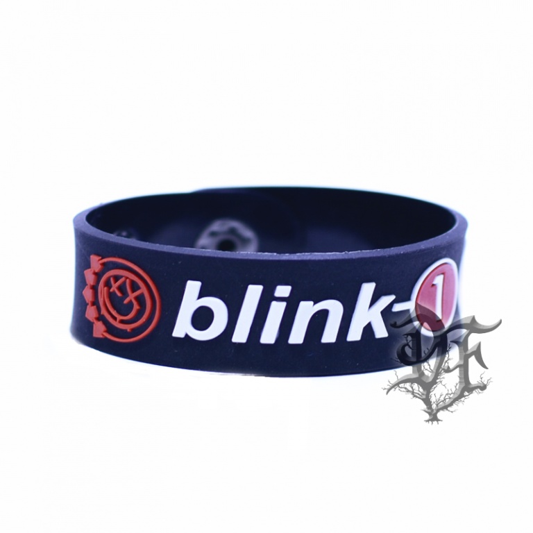 картинка Браслет Blink-182 силиконовый от магазина Darkforest