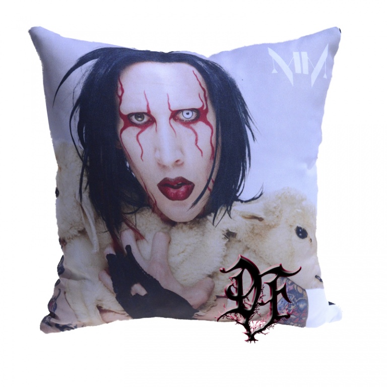 картинка Подушка Marilyn Manson от магазина Darkforest