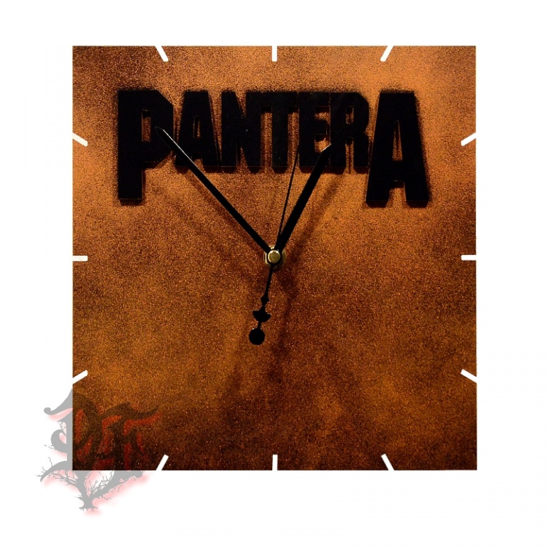 картинка Часы настенные Pantera от магазина Darkforest